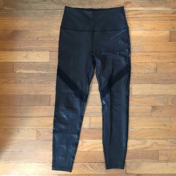 Limited Edition Beyond Yoga Black Leggings - Picture 2 of 5